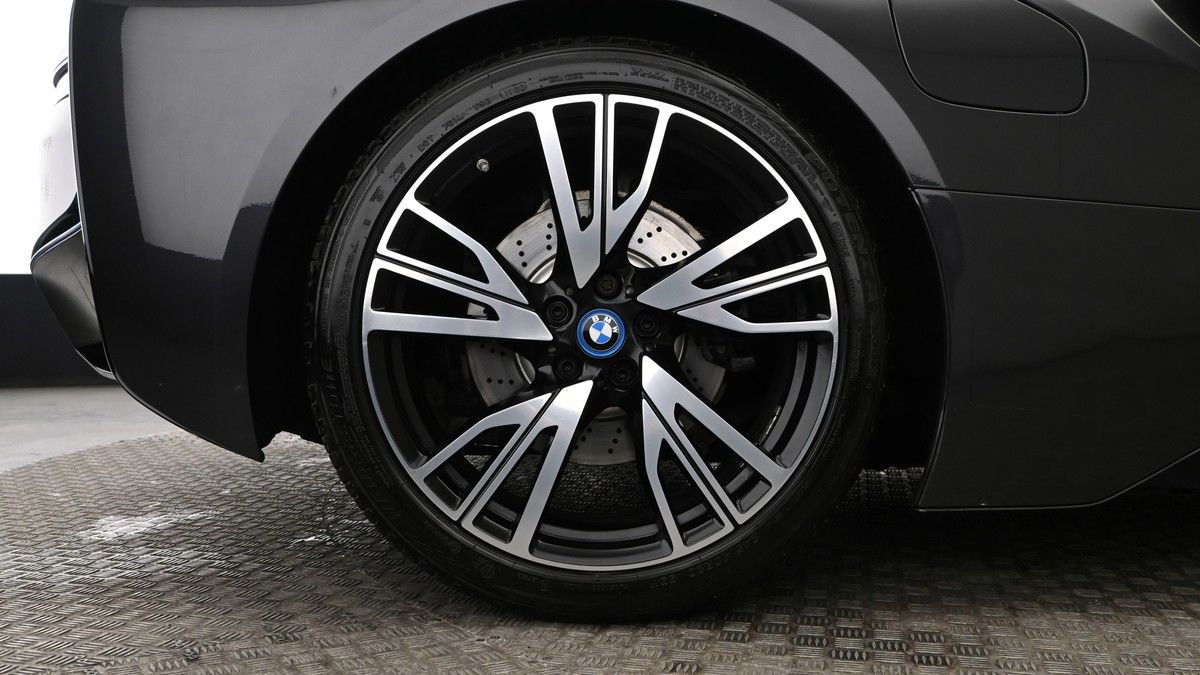 BMW i8 Image 9