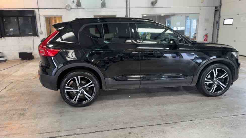 More views of Volvo XC40