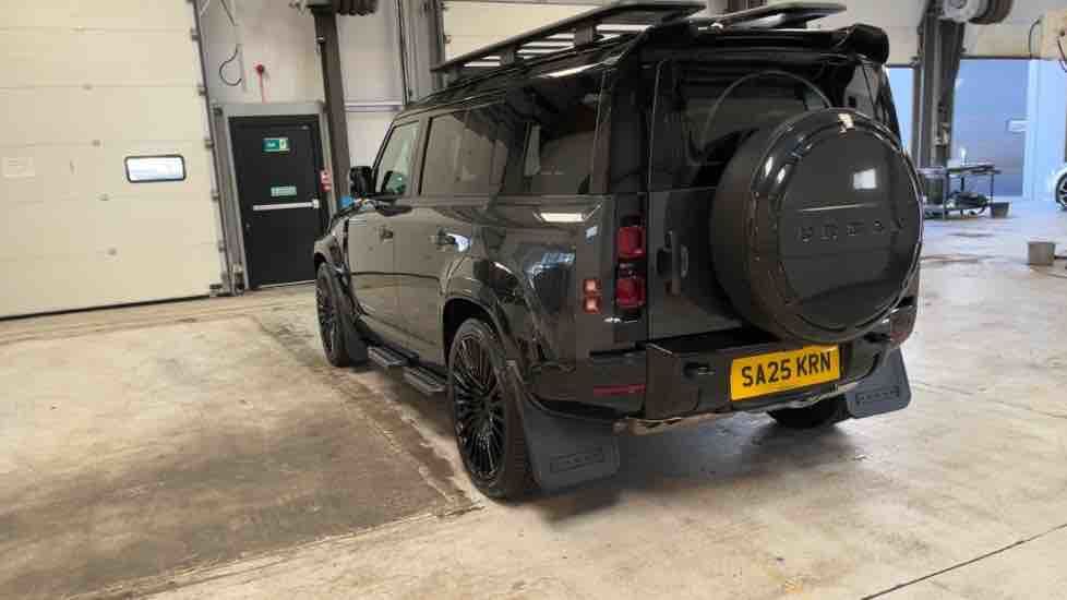 More views of Land Rover Defender 110