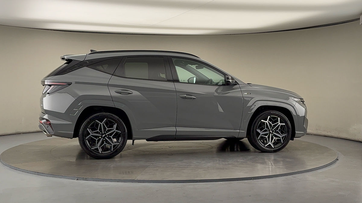 More views of Hyundai TUCSON