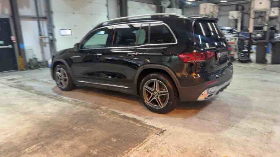 More views of Mercedes-Benz GLB