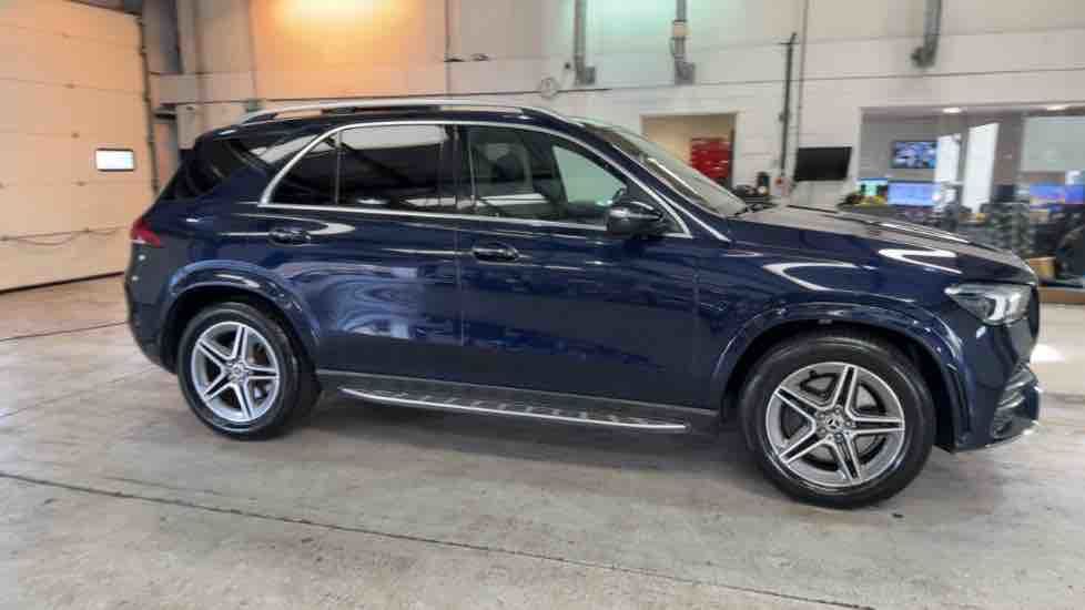 More views of Mercedes-Benz GLE