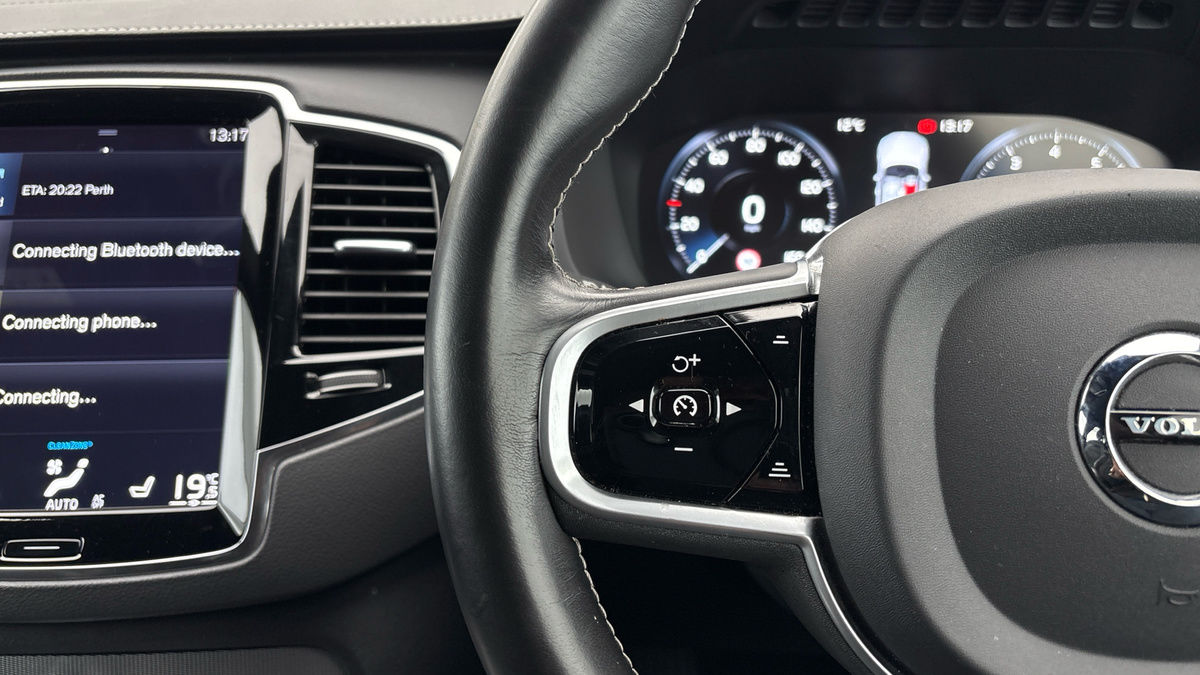 Volvo XC90 Image 13