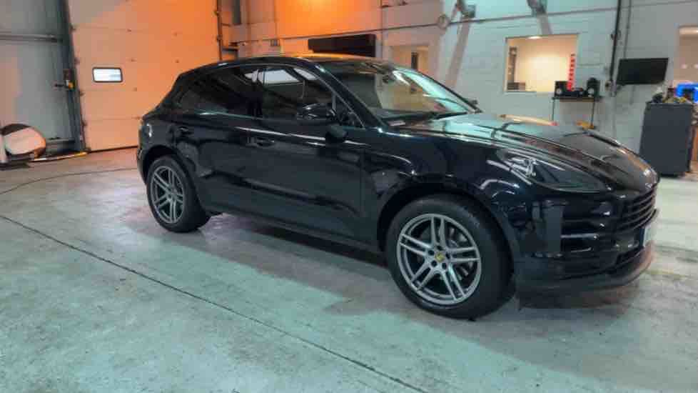 More views of Porsche Macan