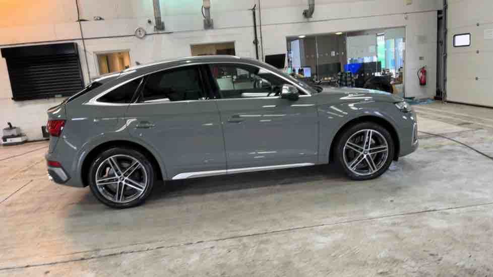 More views of Audi SQ5