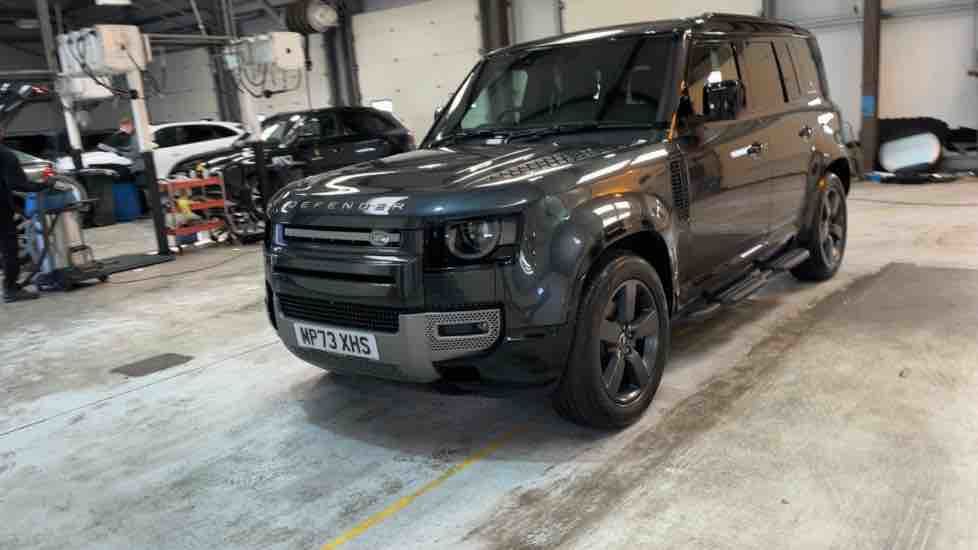 More views of Land Rover Defender 110