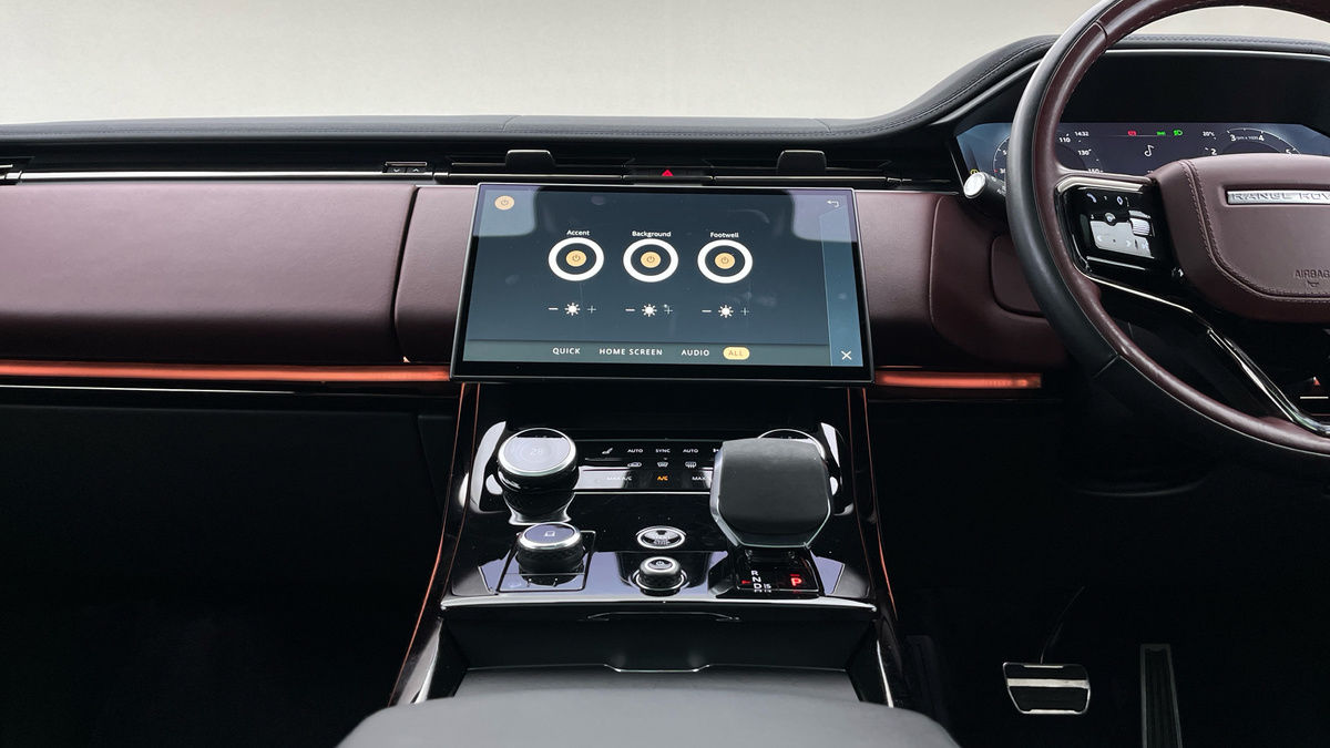 Land Rover Range Rover Sport Image 26