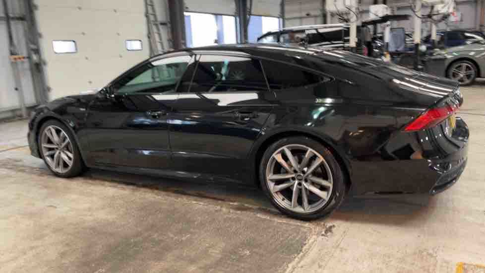 More views of Audi A7