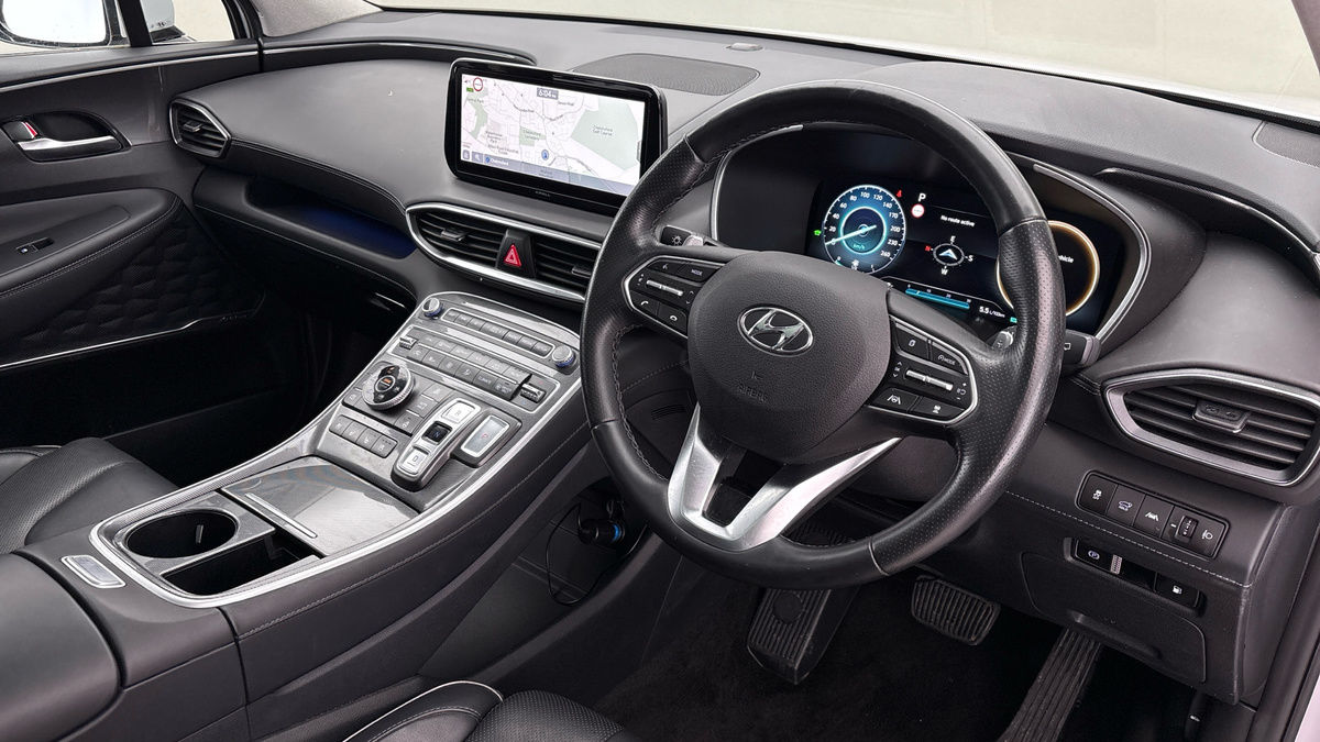 Hyundai Santa Fe Image 5