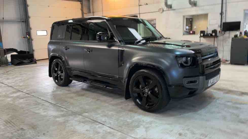 More views of Land Rover Defender 110
