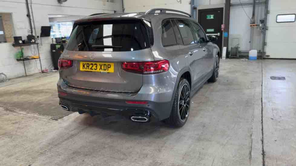 More views of Mercedes-Benz GLB