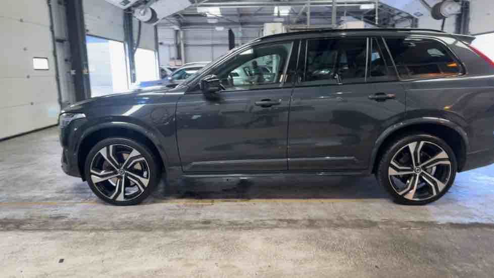 More views of Volvo XC90