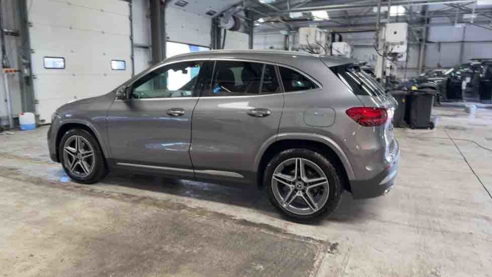 More views of Mercedes-Benz GLA