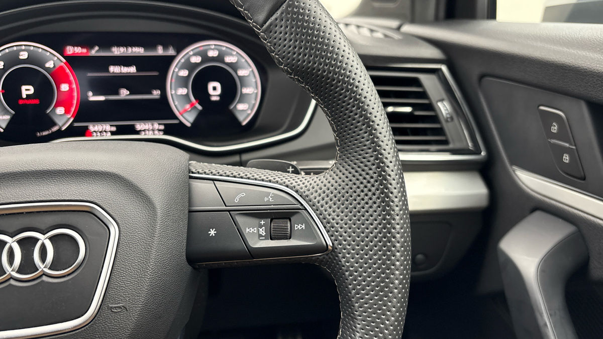 Audi SQ5 Image 14