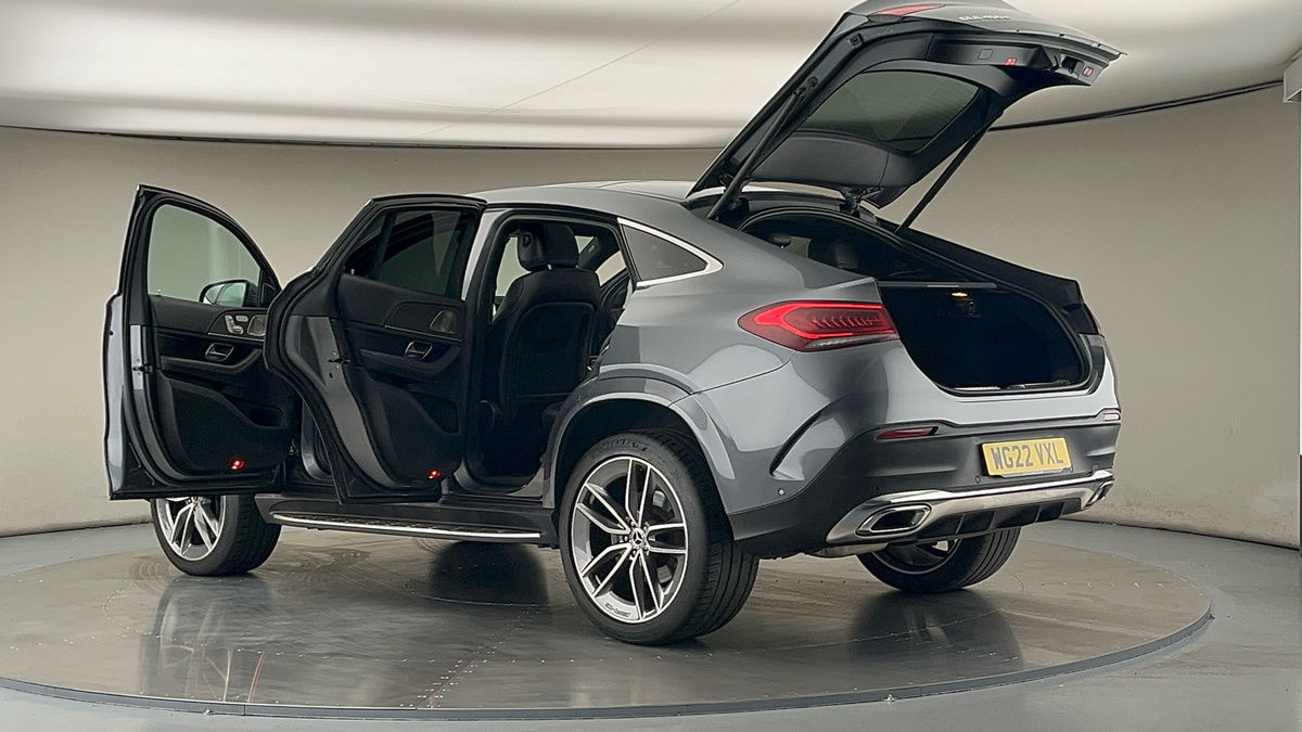 More views of Mercedes-Benz GLE