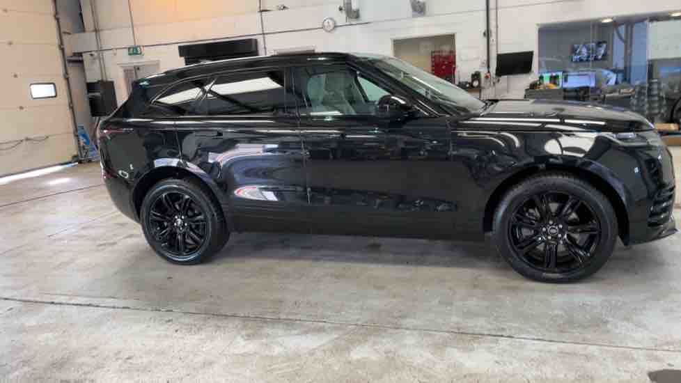 More views of Land Rover Range Rover Velar