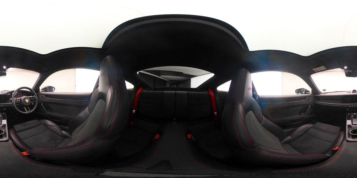 More views of Porsche 911
