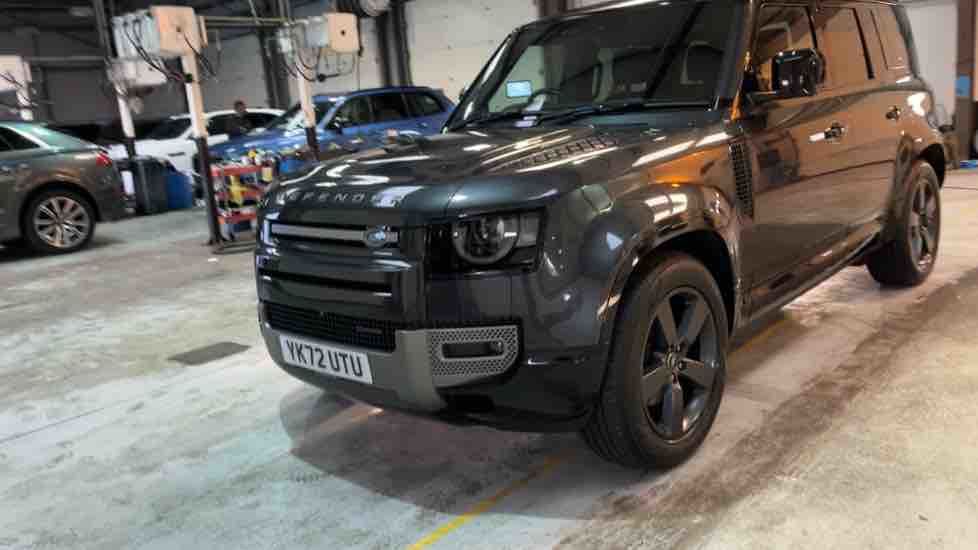 More views of Land Rover Defender 110
