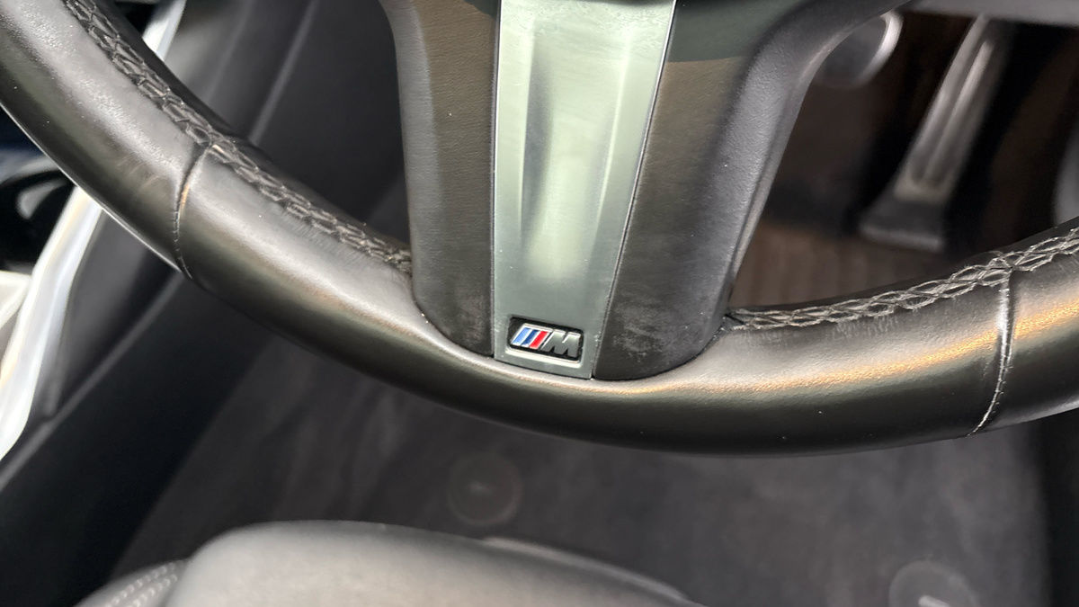 BMW 3 Series Image 25
