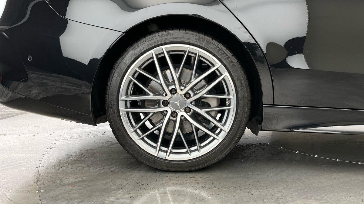 Mercedes-Benz C Class Image 10