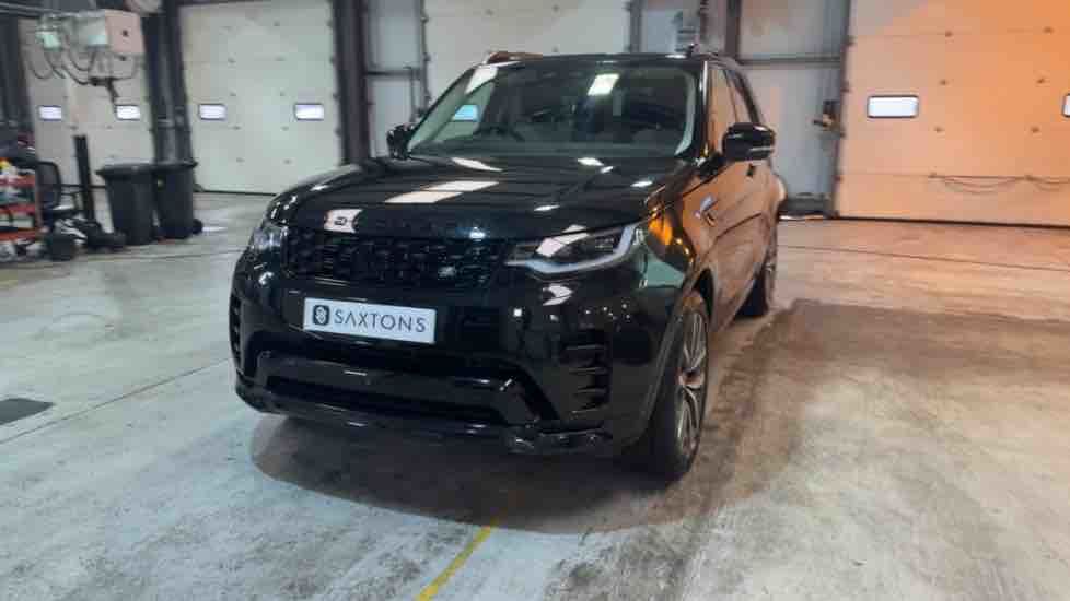 More views of Land Rover Discovery