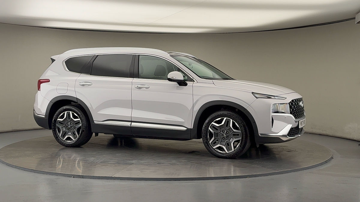 More views of Hyundai Santa Fe