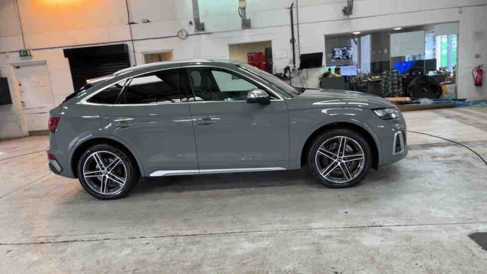 More views of Audi SQ5