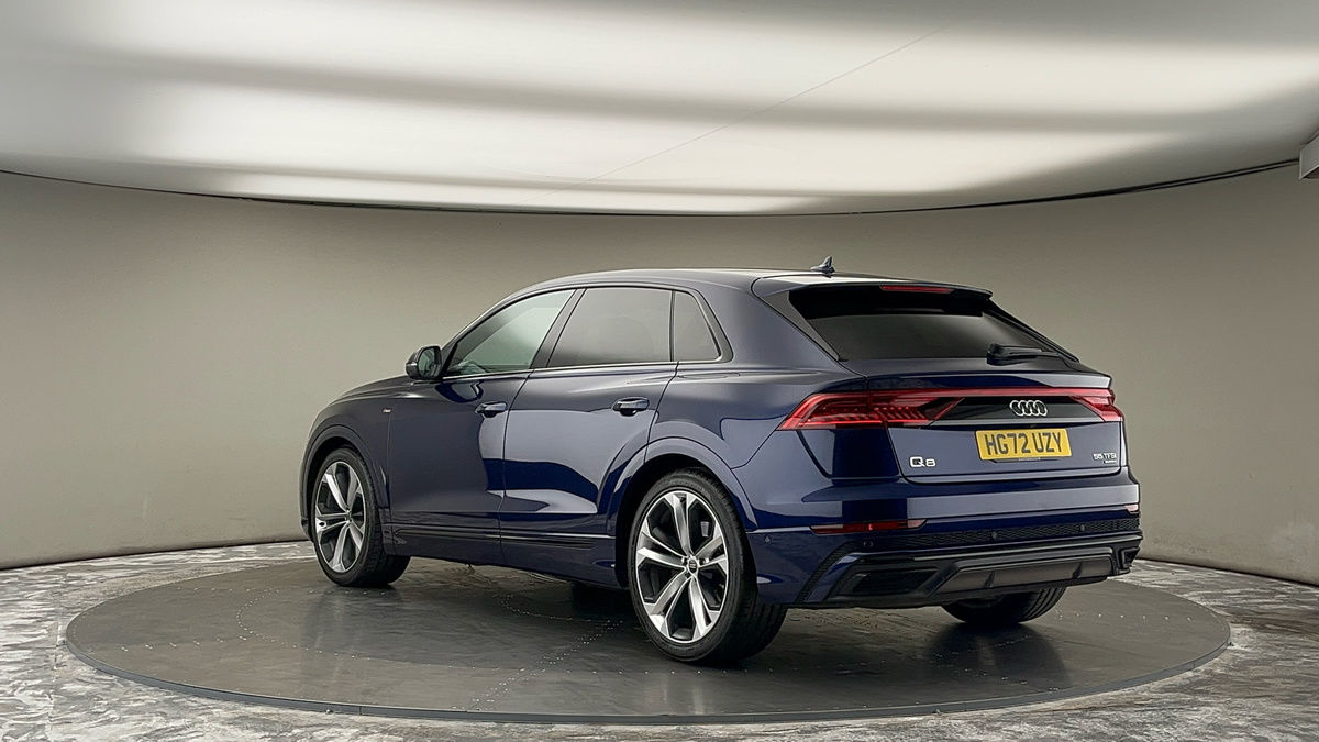 Audi Q8 Image 2