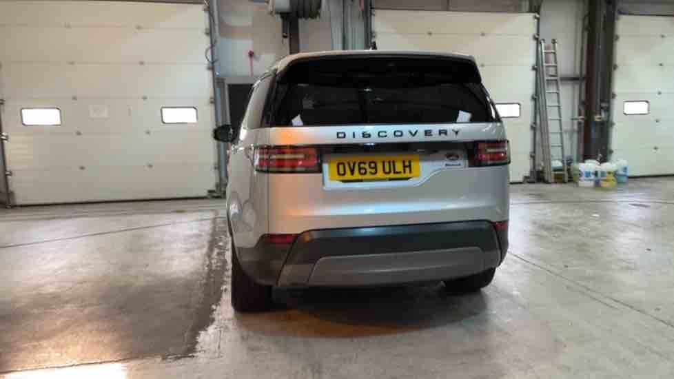 More views of Land Rover Discovery