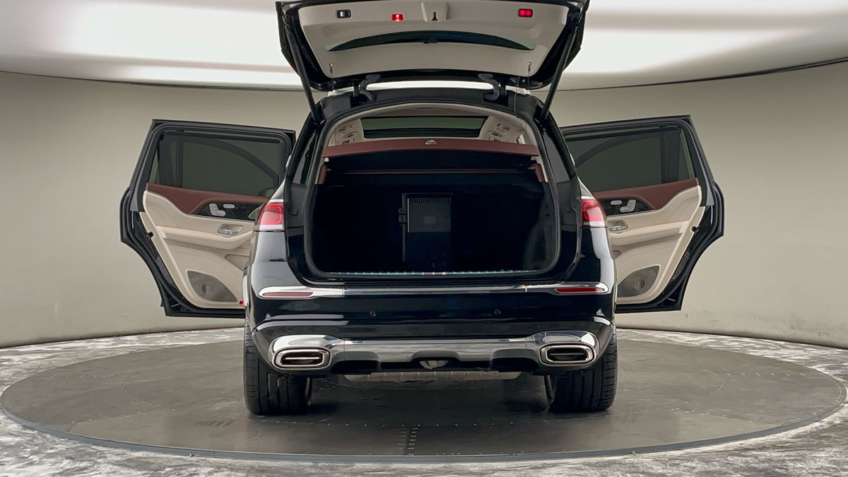 More views of Mercedes-Benz Maybach GLS