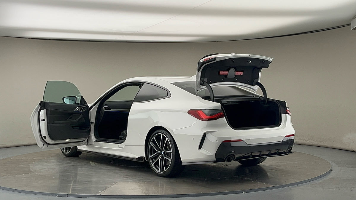 BMW 4 Series Image 23