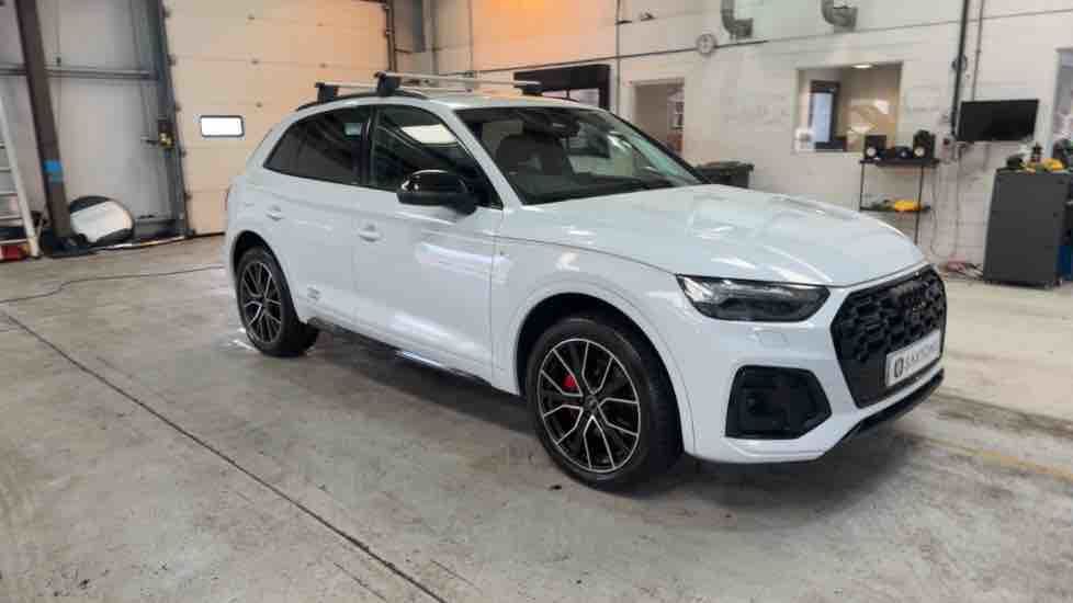 More views of Audi Q5