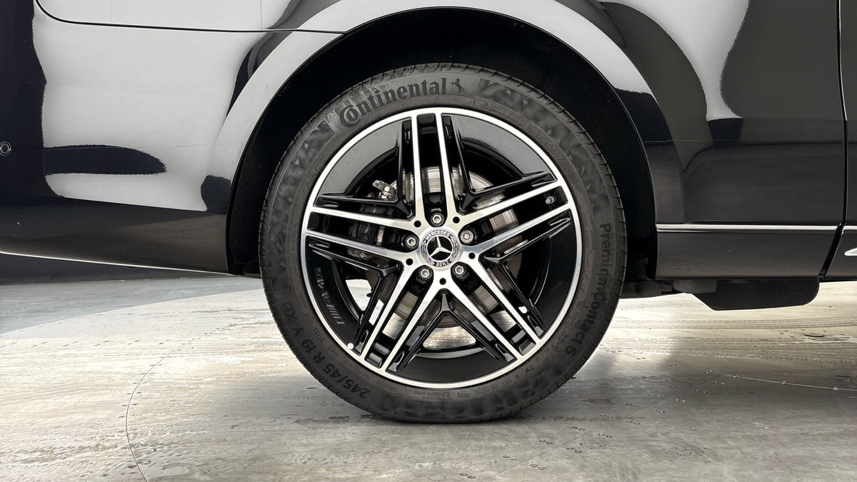 More views of Mercedes-Benz V Class