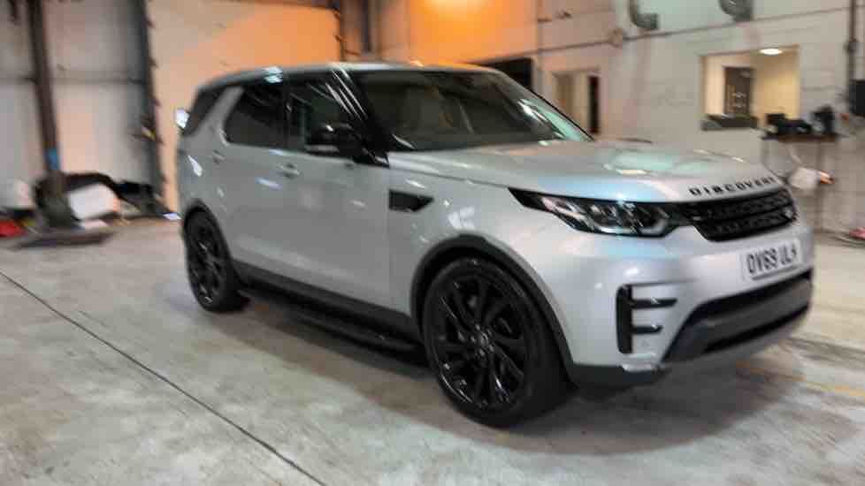 More views of Land Rover Discovery