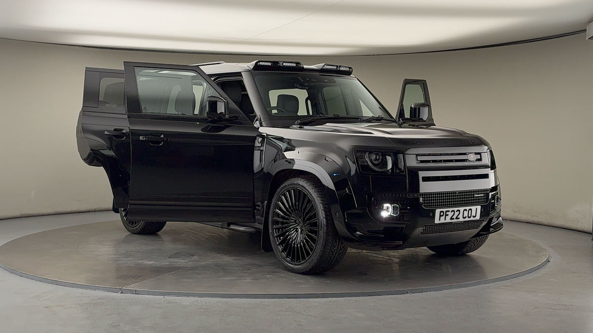 More views of Land Rover Defender 110