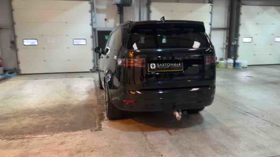 More views of Land Rover Discovery