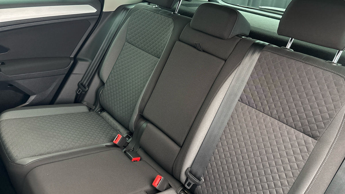 Volkswagen Tiguan Image 8