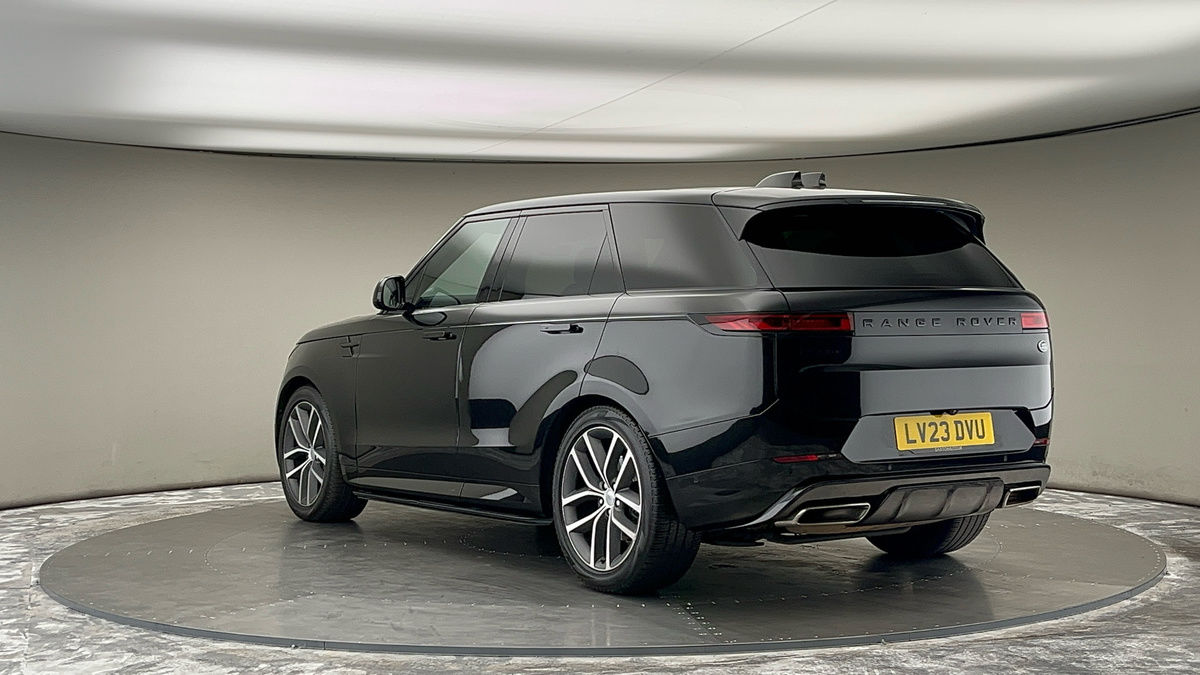 Land Rover Range Rover Sport Image 2