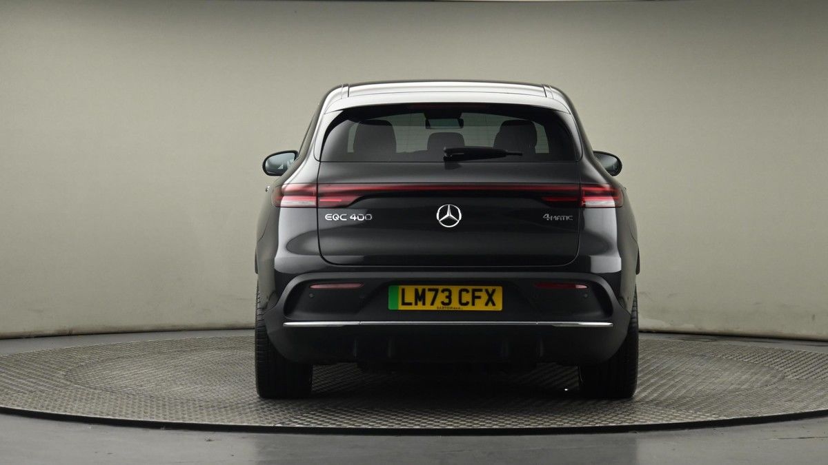 Mercedes-Benz EQC Image 15
