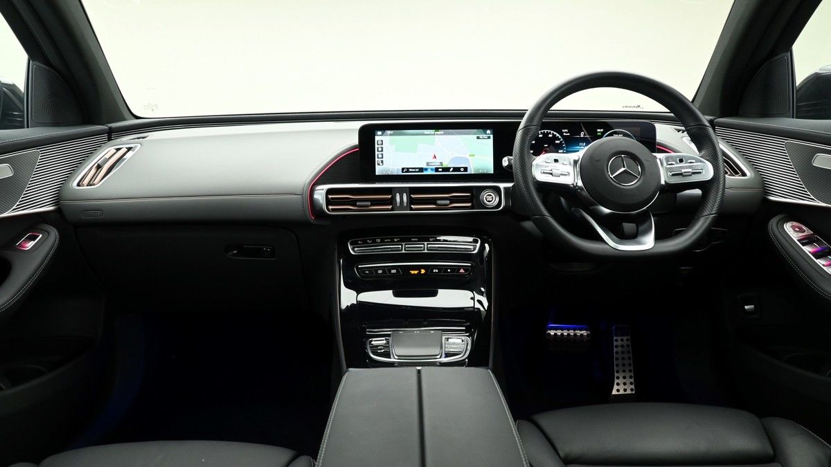 Mercedes-Benz EQC Image 37