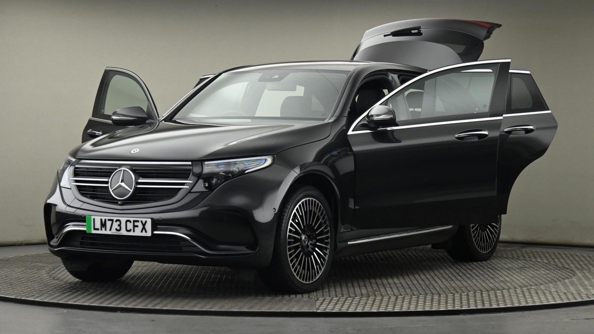 Mercedes-Benz EQC Image 19