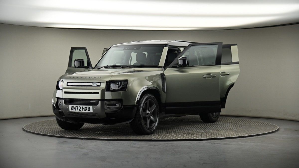 More views of Land Rover Defender 110