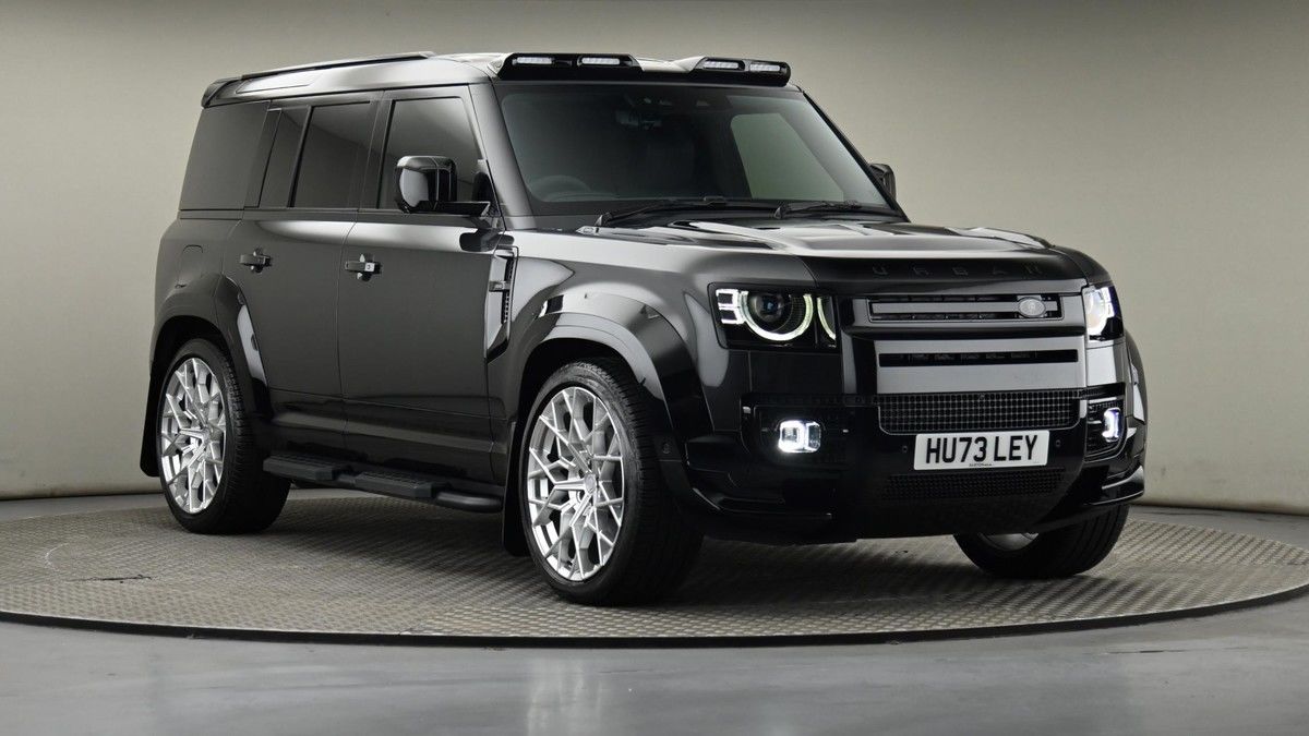 Land Rover Defender 110 Image 27