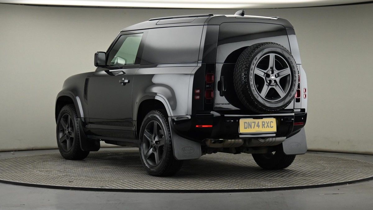 Land Rover Defender 90 Image 21