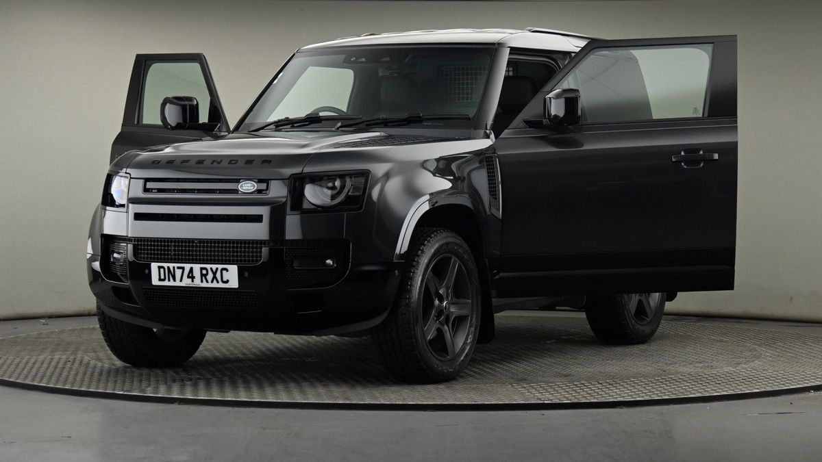 Land Rover Defender 90 Image 8