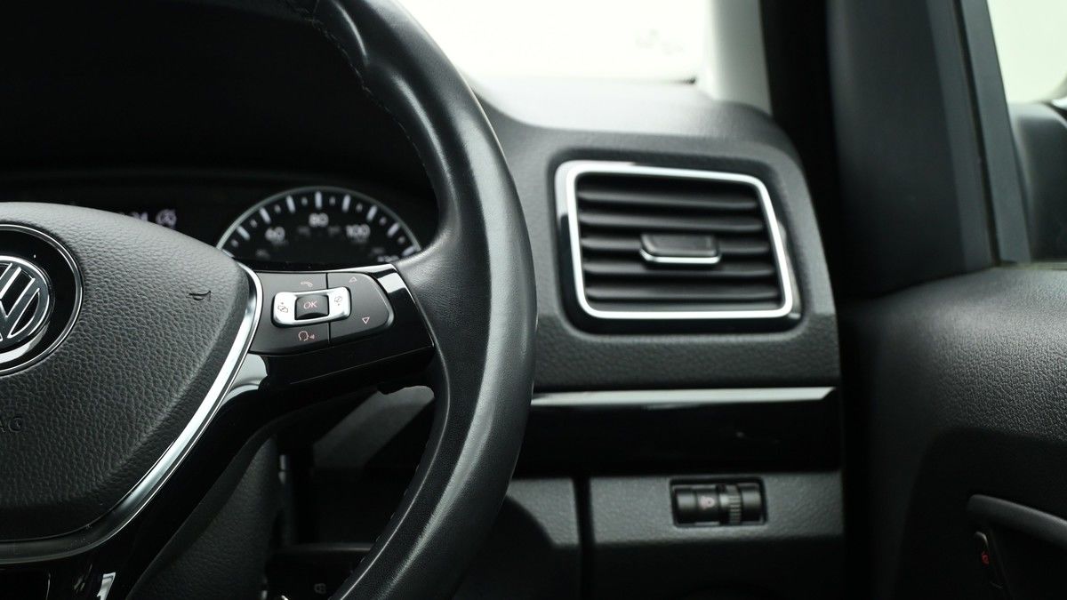 Volkswagen Amarok Image 19