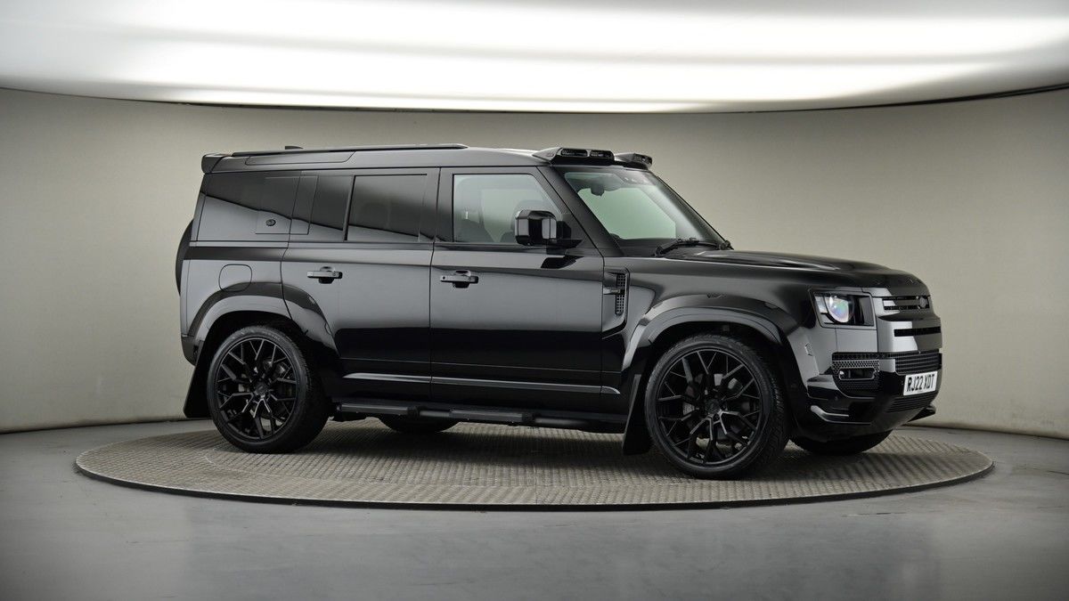More views of Land Rover Defender 110