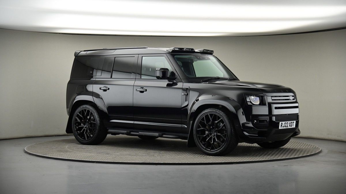 More views of Land Rover Defender 110