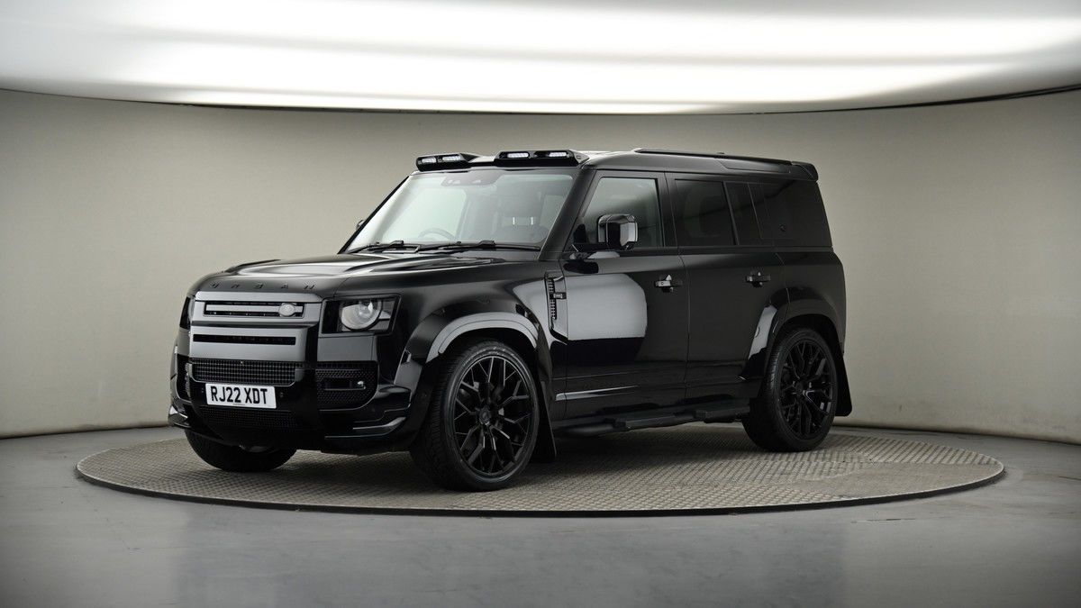 More views of Land Rover Defender 110