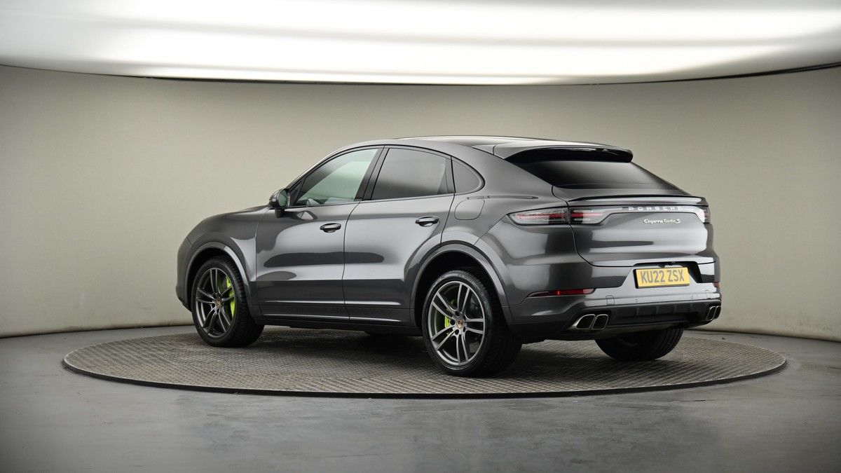 More views of Porsche Cayenne